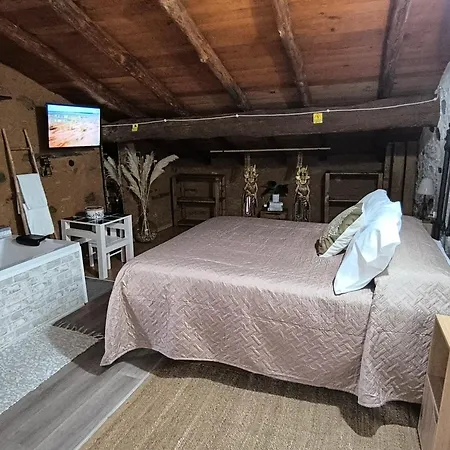 La Calleja De Hurdes Trcc00555 * Sauceda