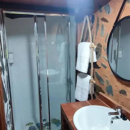 La Calleja De Hurdes Trcc00555