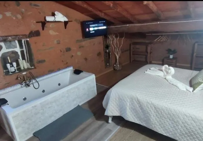 La Calleja De Hurdes Trcc00555 * Sauceda